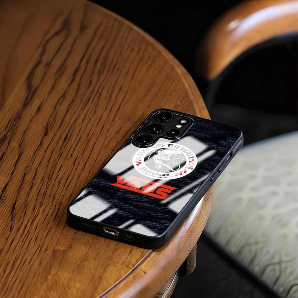 スケートボードカジュアルV-VansESシューズ風スマホケー - Phone Cases Louis Vuitton のレビューと価格