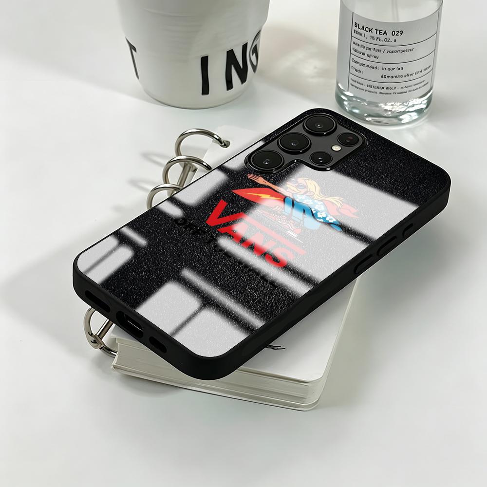 スケートボードカジュアルV-VansESシューズ風スマホケー - Phone Cases Louis Vuitton のレビューと価格